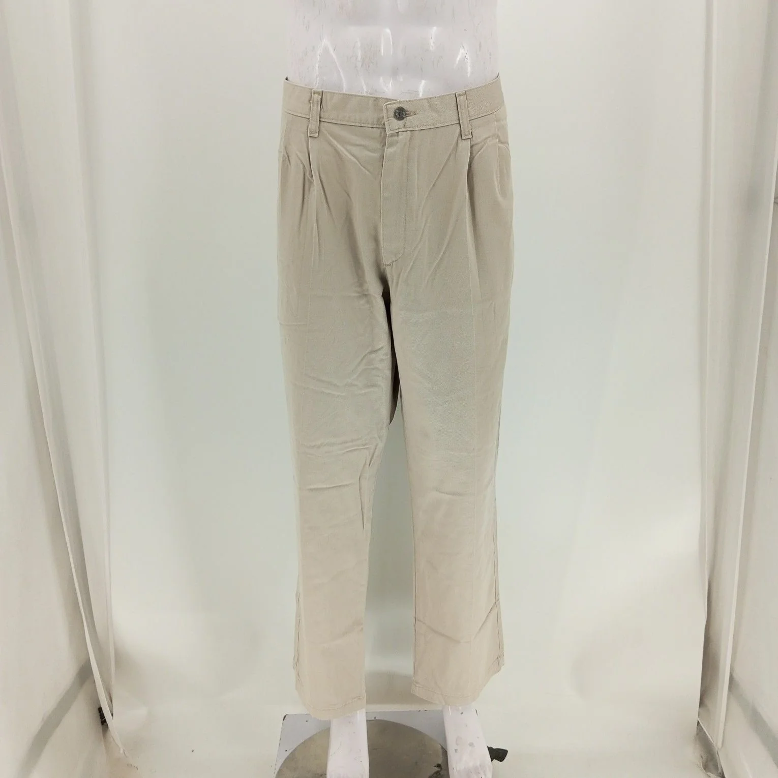 Desiel, Levis, Dockers, etc Pants Box 30 Count - Image 3