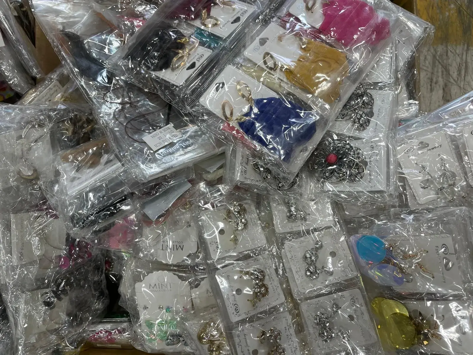 Fashion Jewelry (New) Mystery Box - Image 12