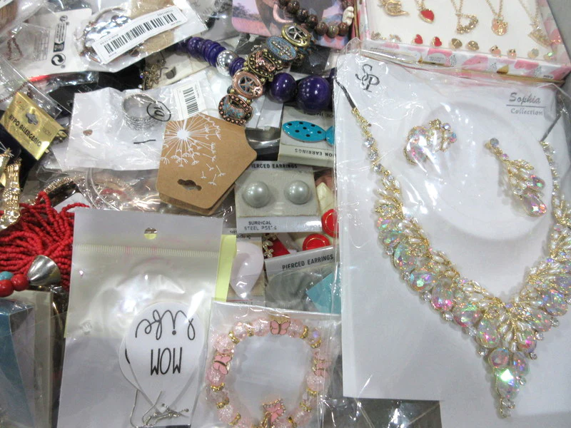 Fashion Jewelry (New) Mystery Box - Image 6