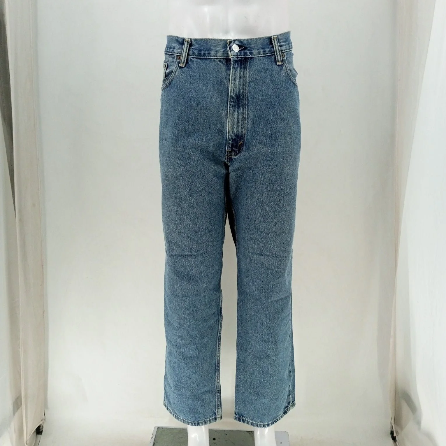 Levis Jeans  24-30 Count Box - Image 12