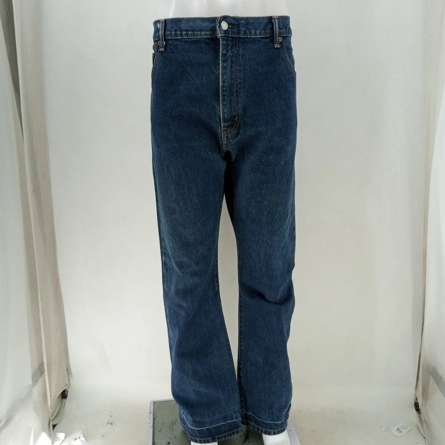 Levis Jeans  24-30 Count Box - Image 13