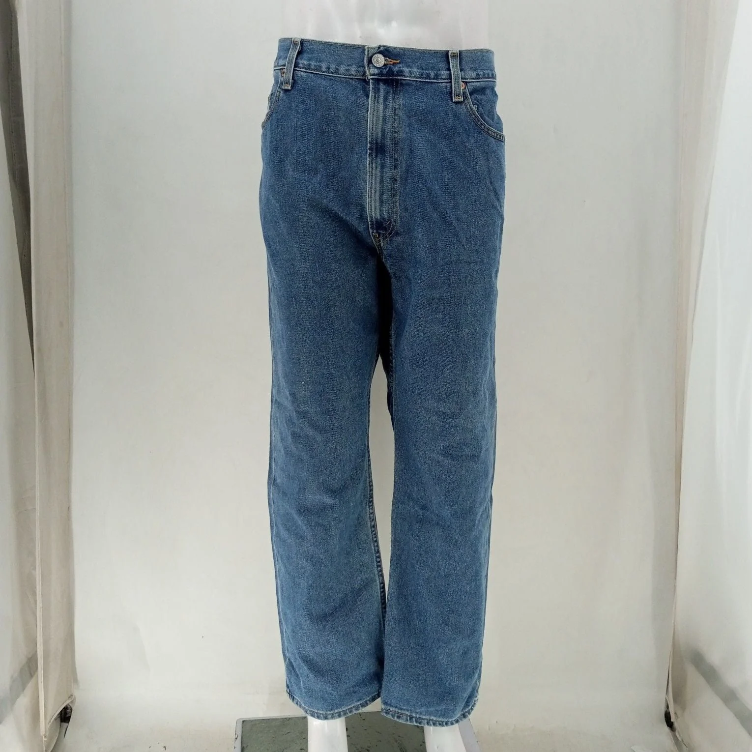 Levis Jeans  24-30 Count Box - Image 19