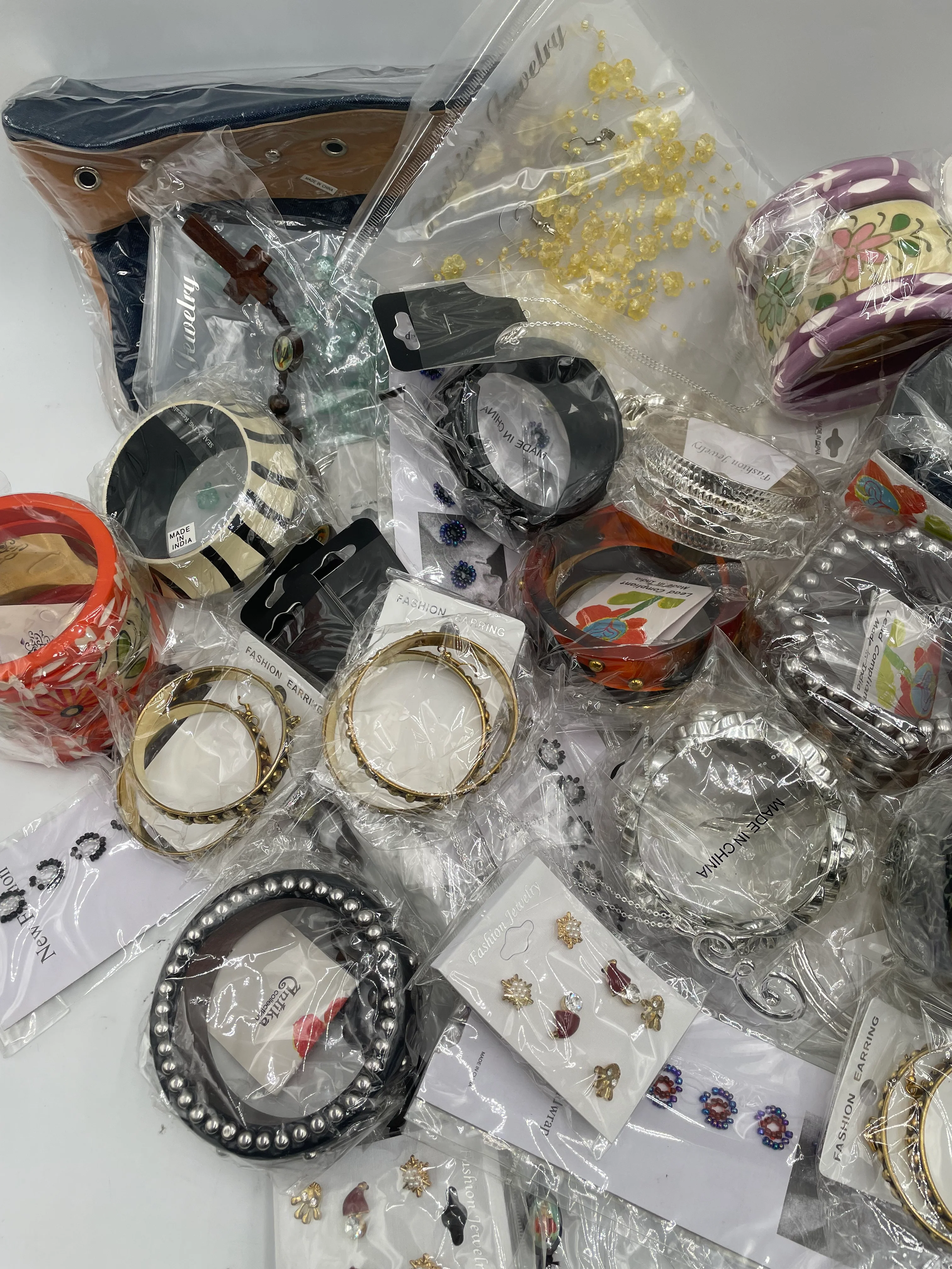 Signature Mystery Bangle Box - Image 5