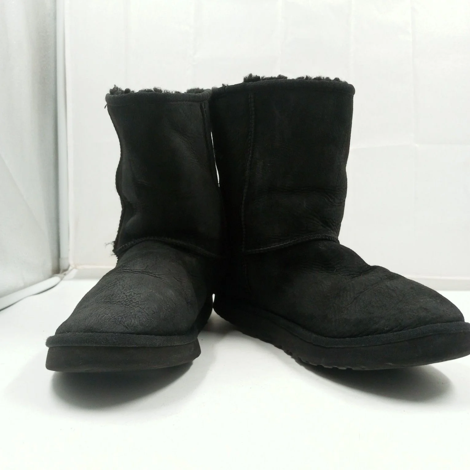 Uggs Shoes Box 17 Count - Image 10