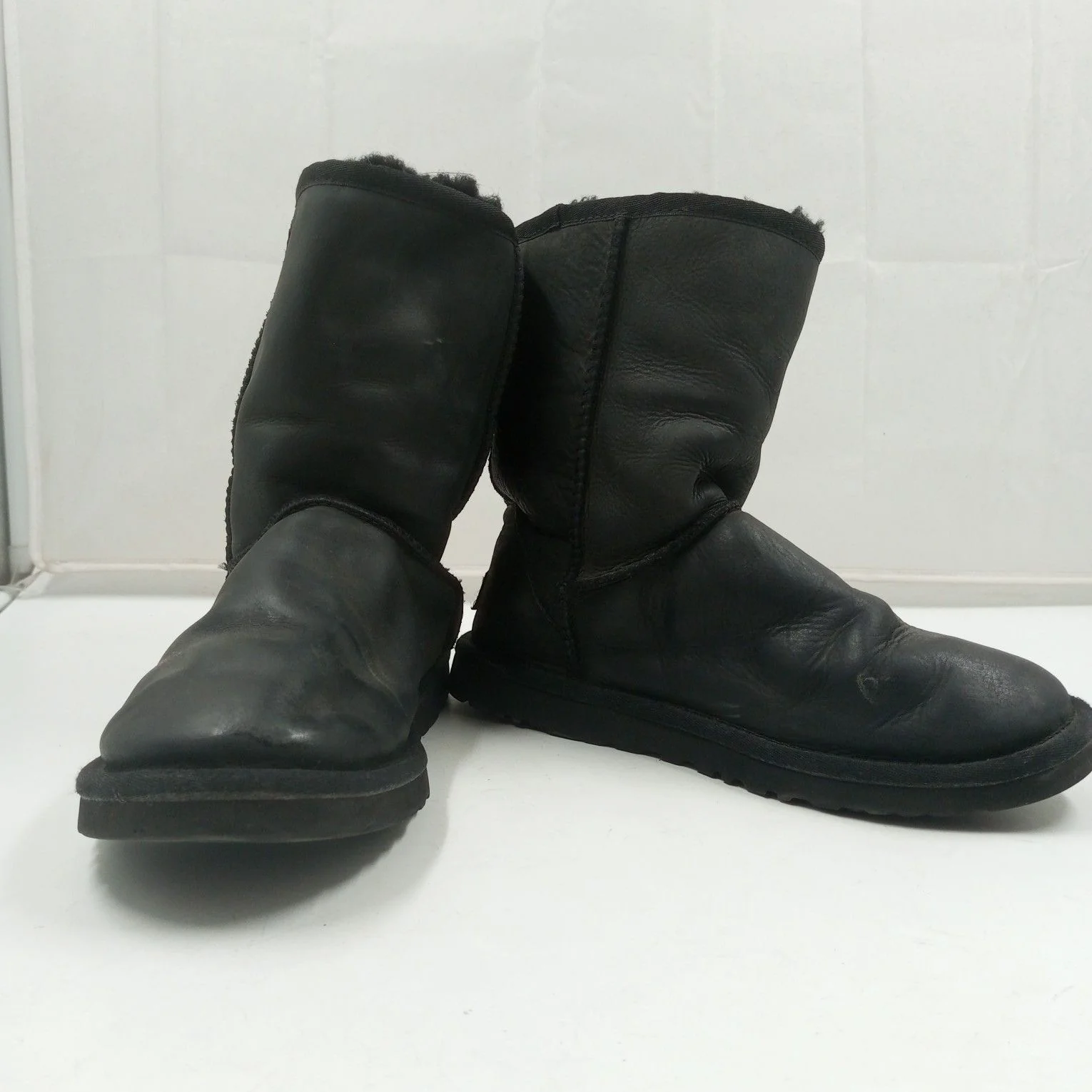 Uggs Shoes Box 17 Count - Image 4